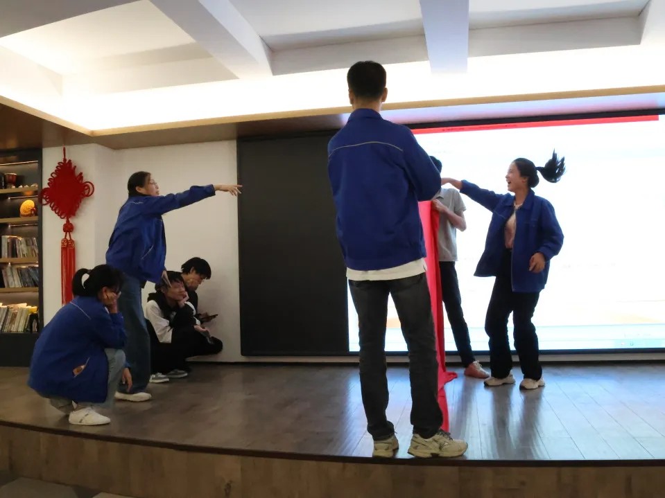 1736475981367001.jpg 7.jpg